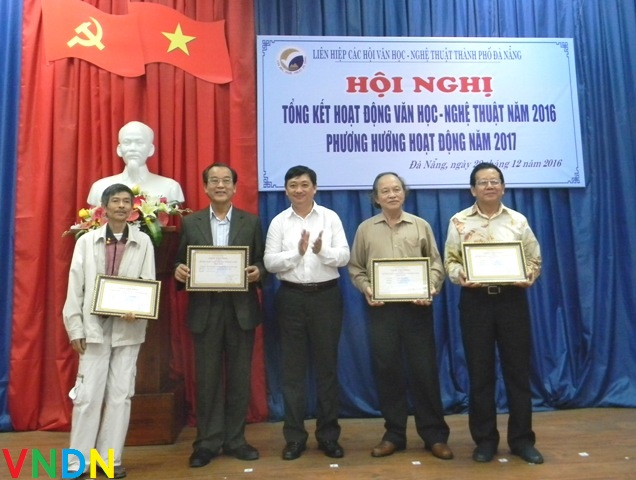 Hội nghị Tổng kết hoạt động Văn học - Nghệ thuật 2016